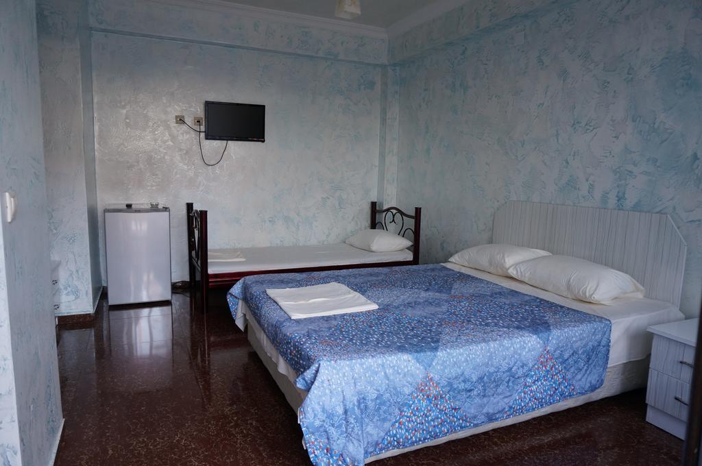 Samni Hotel Ureki Quarto foto